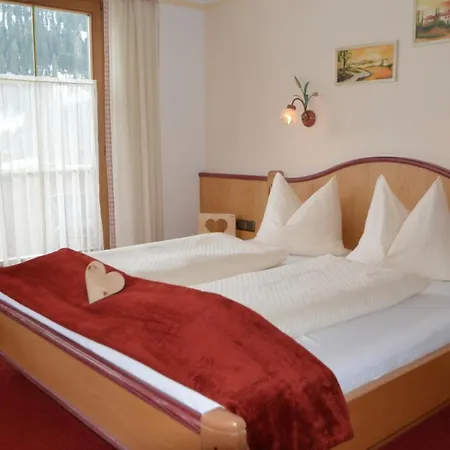Guest house Montana